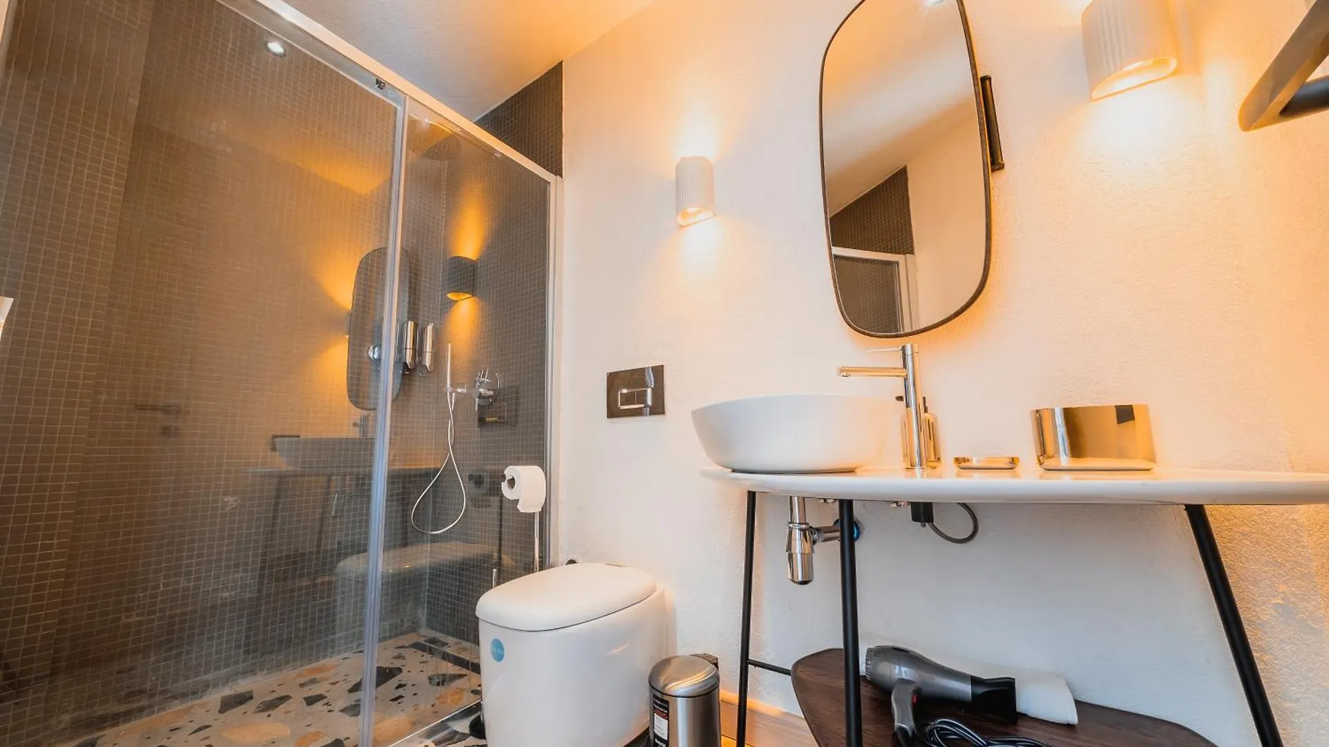 Casa Colore Boutique House 博德鲁姆