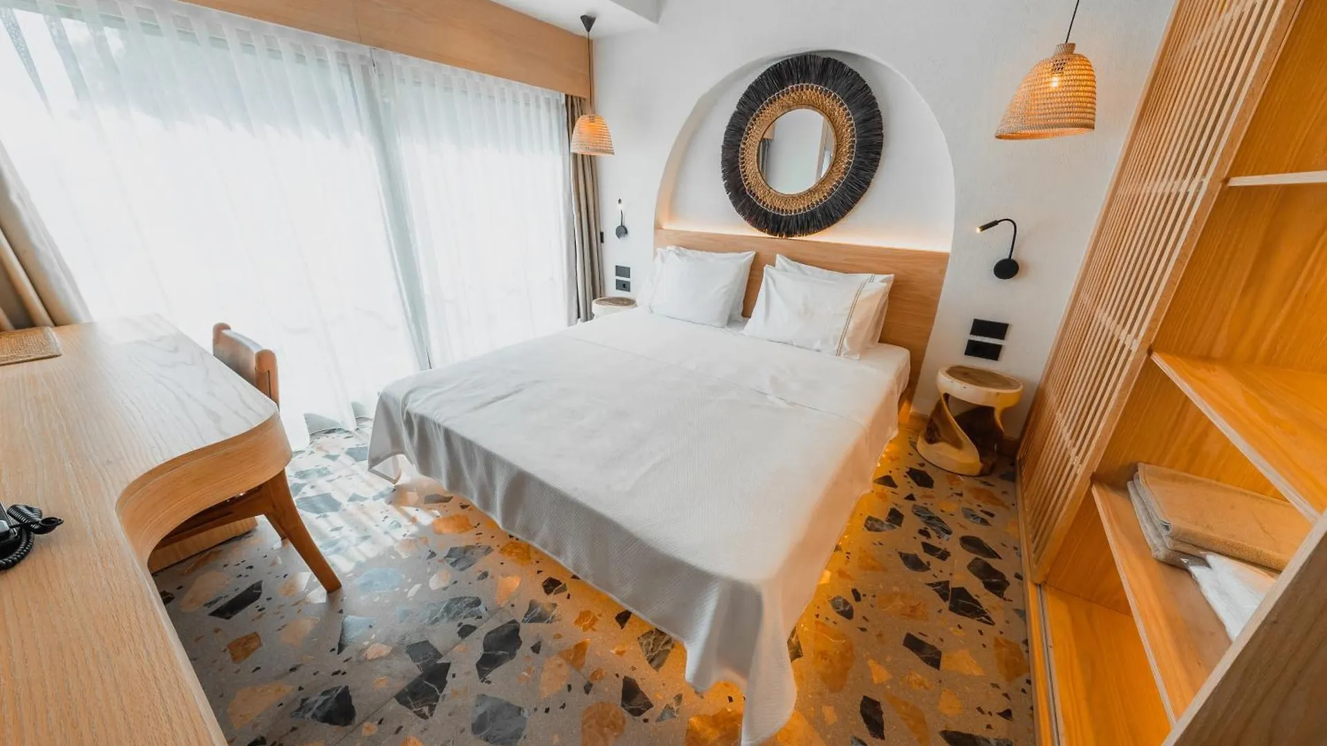 Casa Colore Boutique House 博德鲁姆